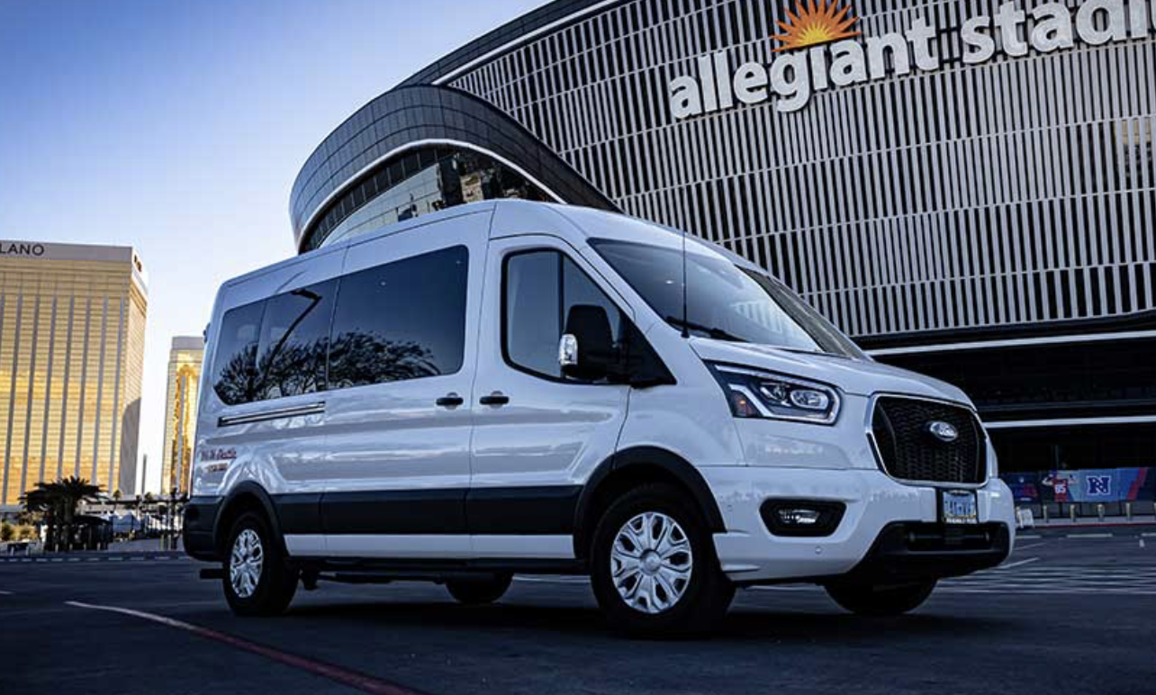 Keep Your Team Together in Vegas: Group Shuttle Service for Conferences & Expos